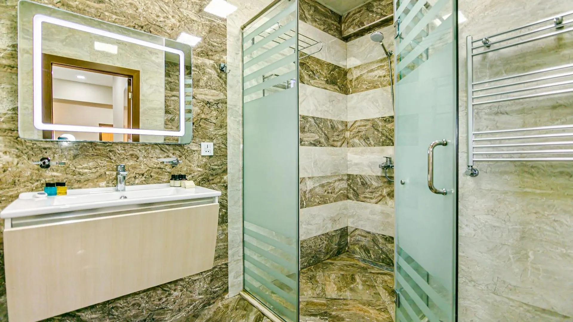 Park Azure Modern Apartment By Baku Housing